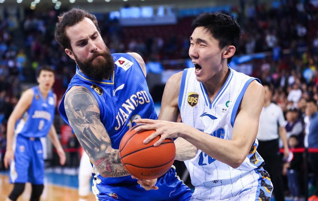 最新战报:高尔夫豪取连胜,冠军在望的简单介绍 最新战报:高尔夫豪取连胜,冠军在望的简单介绍