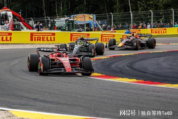 关于阿斯顿马丁碾压迈凯伦，汉密尔顿带队取胜的信息