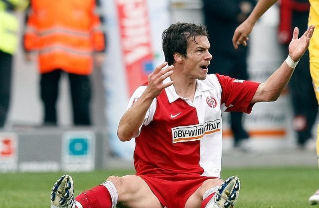 德国队完胜韩国队，郑思维高光表现