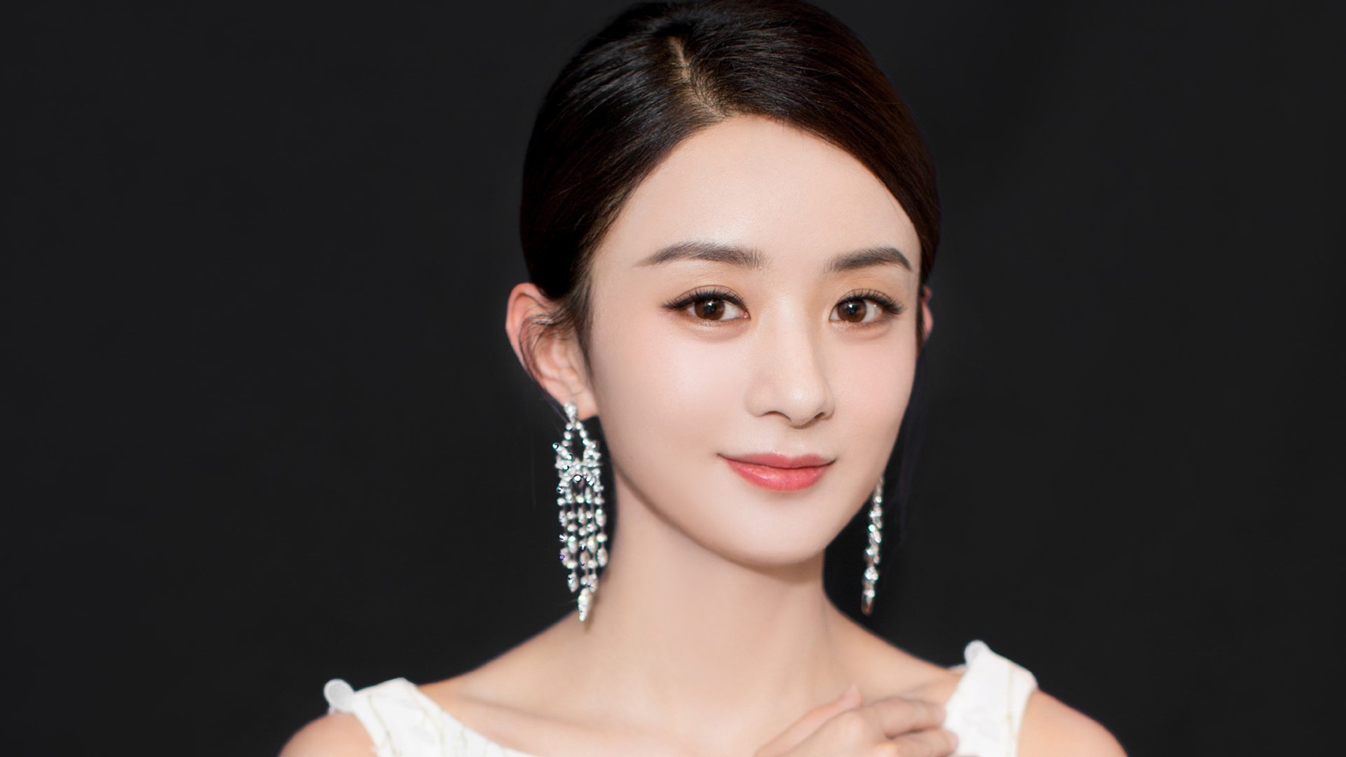 铁幕与烈日，从F1街道赛到开拓者关键战—在狭路中寻找突围的哲学