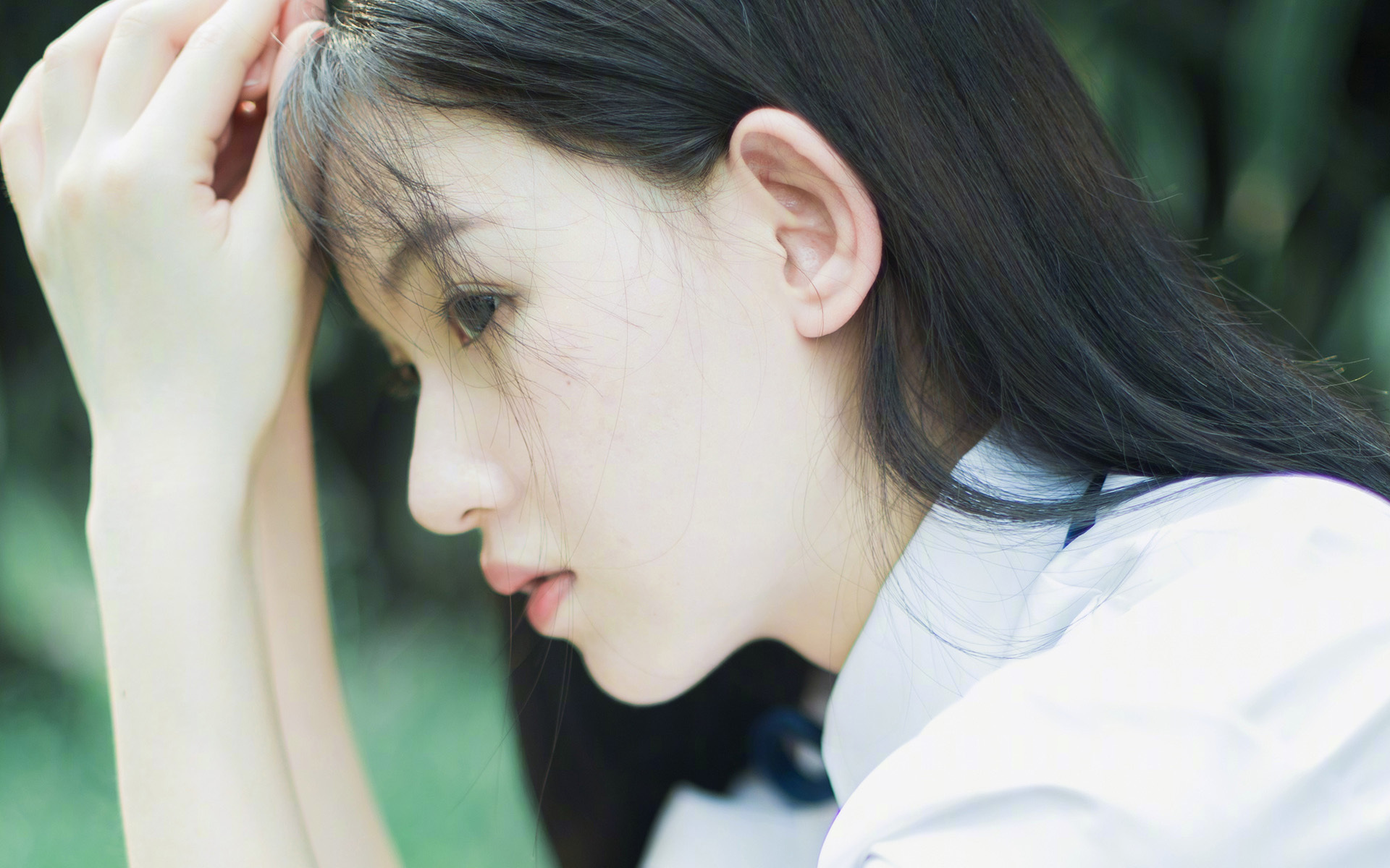 铁闸横刀立加时，星条旗卷过险关